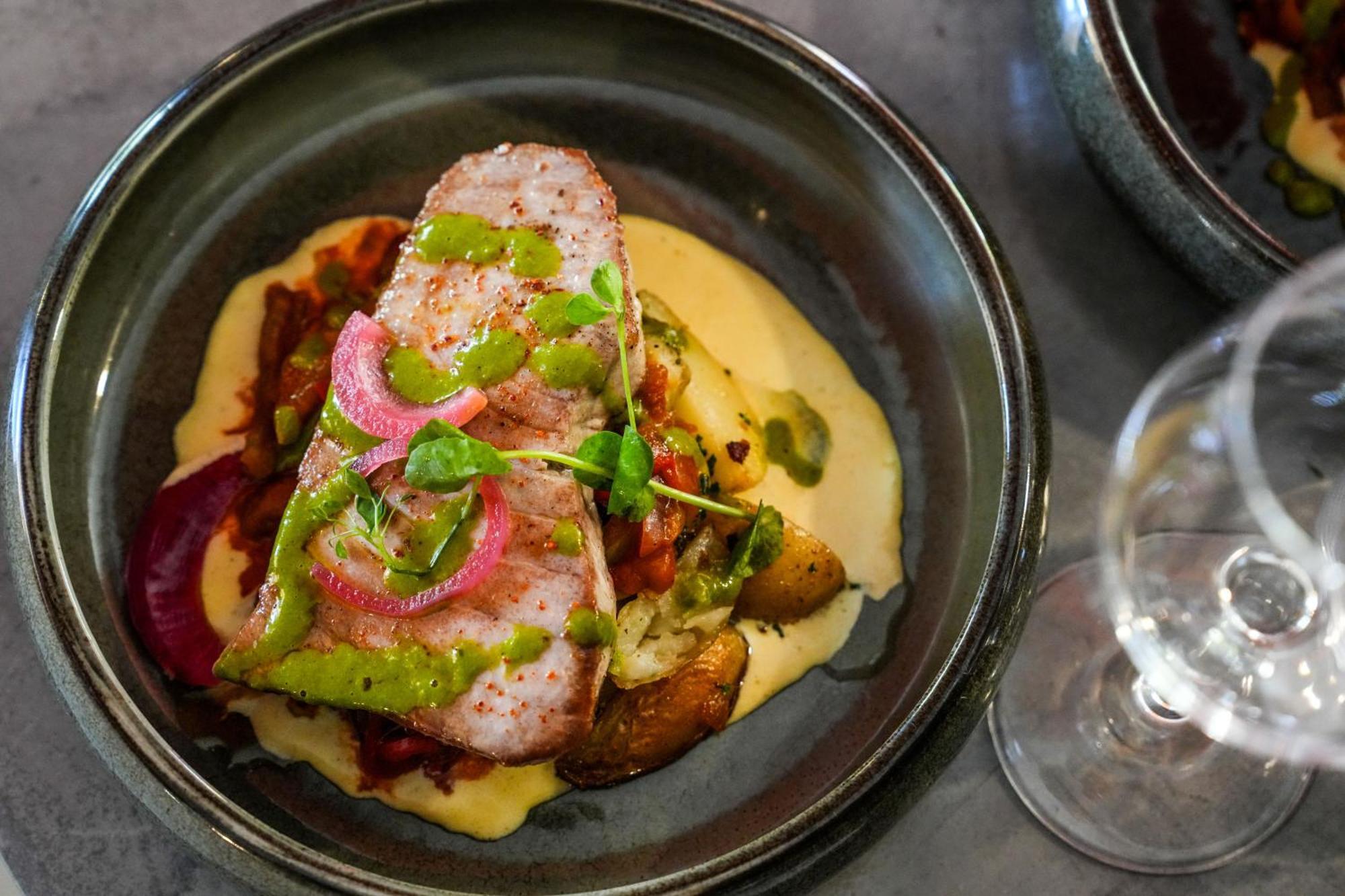 Logis Hotel & Restaurant Le Cadet De Gascogne Saint-Justin  ภายนอก รูปภาพ